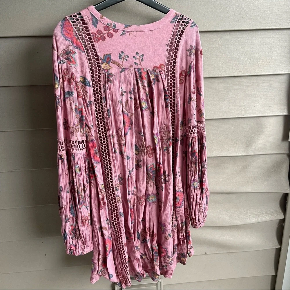 Free People Just the‎ Two of Us Tunic Top Womens XS Pink Floral Boho Hippie